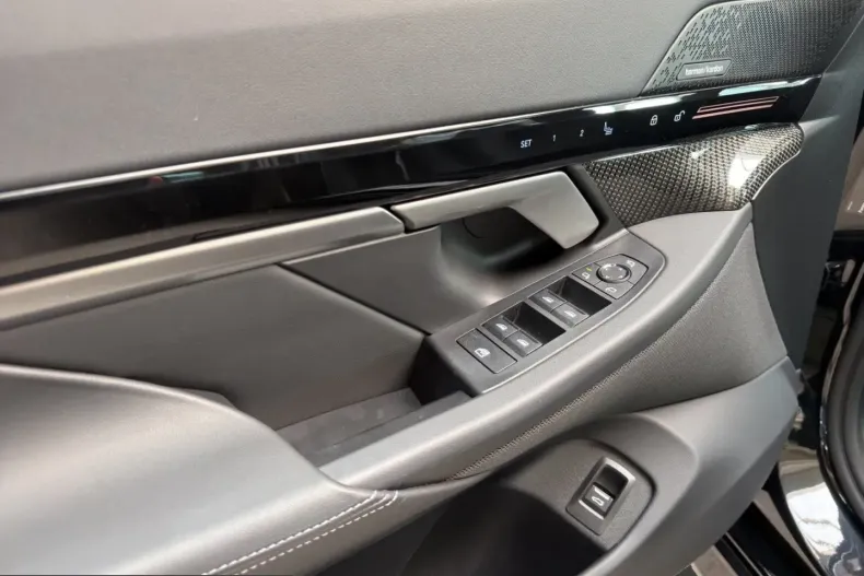 BMW 540 (Seria 5) din 2025 cu 19.543 km - oferta BMW203744 - foto 11