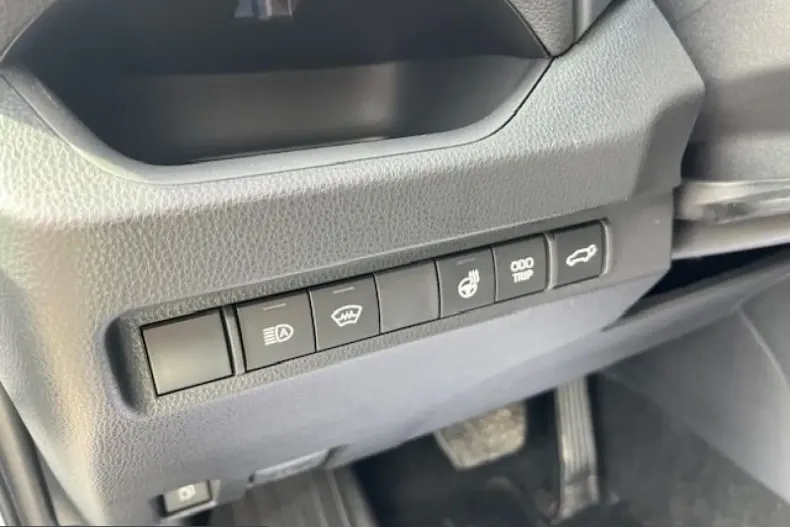 Toyota RAV4 din 2025 cu 19.980 km - oferta TOY203747 - foto 17