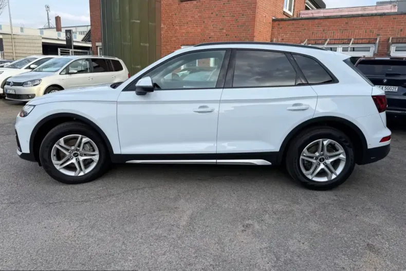 Audi Q5 din 2022 cu 75.121 km - oferta AUD203750 - foto 7