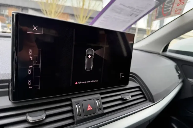 Audi Q5 din 2022 cu 75.121 km - oferta AUD203750 - foto 18