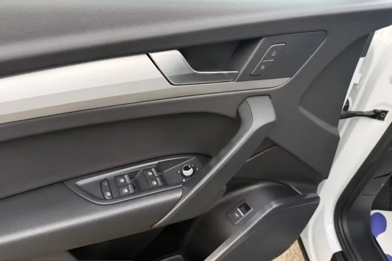 Audi Q5 din 2022 cu 75.121 km - oferta AUD203750 - foto 19