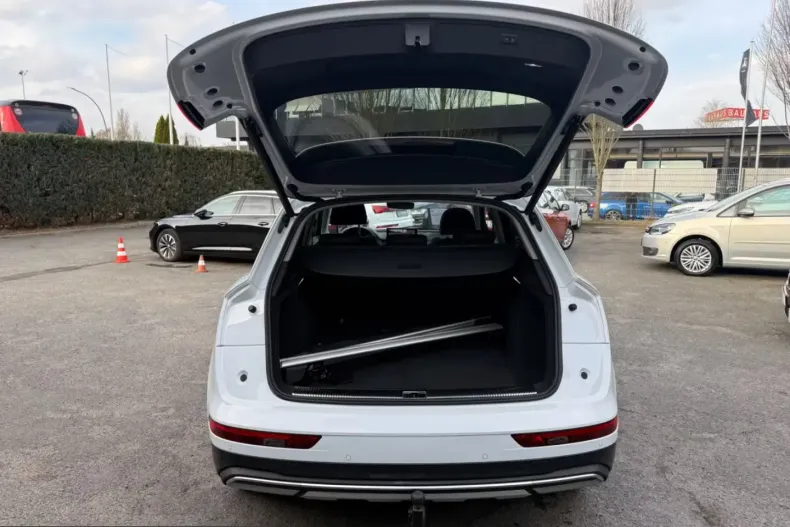 Audi Q5 din 2022 cu 75.121 km - oferta AUD203750 - foto 21