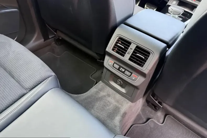 Audi Q5 din 2022 cu 89.876 km - oferta AUD203753 - foto 16