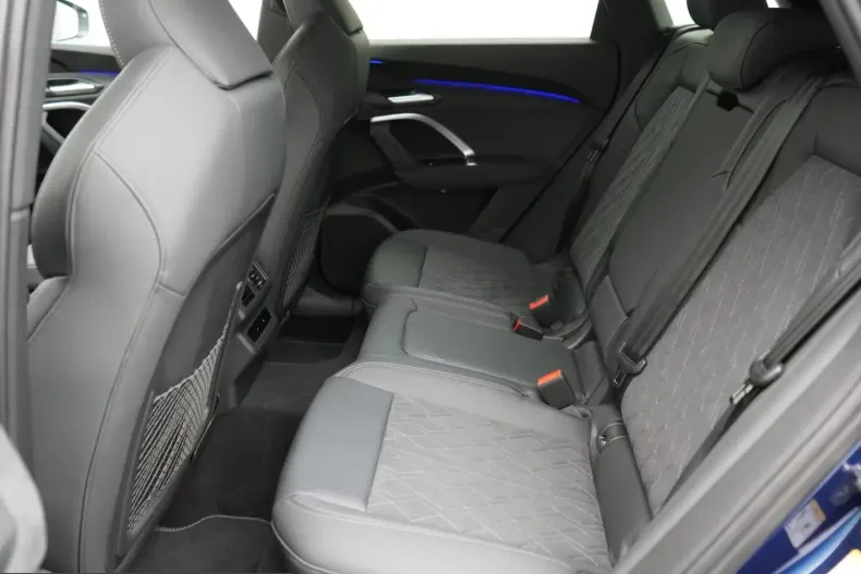 Audi Q5 din 2025 cu 4.315 km - oferta AUD203754 - foto 9