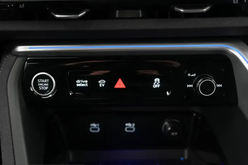 Audi Q5 din 2025 cu 4.315 km - oferta AUD203754 - foto 22