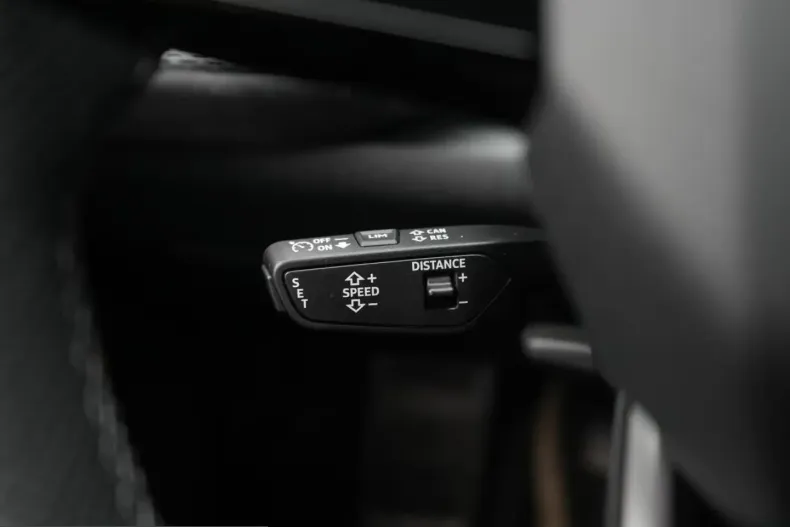 Audi Q5 din 2025 cu 4.315 km - oferta AUD203754 - foto 24