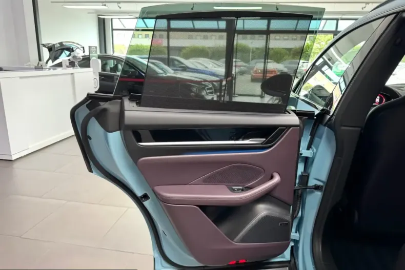 Porsche Macan din 2026 cu 10 km - oferta POR203755 - foto 12