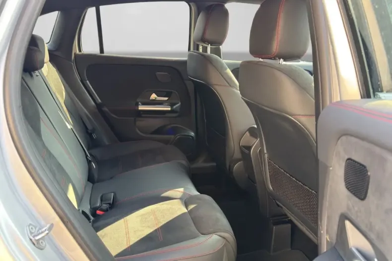 Mercedes-Benz GLA 250 (Clasa GLA) din 2022 cu 78.554 km - oferta MER203757 - foto 5