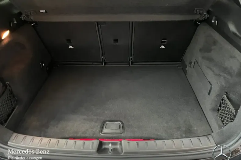 Mercedes-Benz GLA 250 (Clasa GLA) din 2023 cu 49.270 km - oferta MER203760 - foto 15