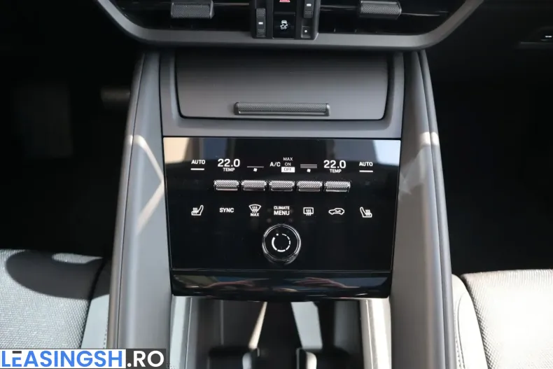 Porsche Macan din 2024 cu 17.000 km - oferta POR203761 - foto 6