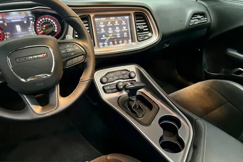 Dodge Challenger din 2026 cu 50 km - oferta DOD203762 - foto 10