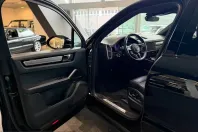 Porsche Cayenne din 2023 cu 56.125 km - oferta POR203764 - foto 9