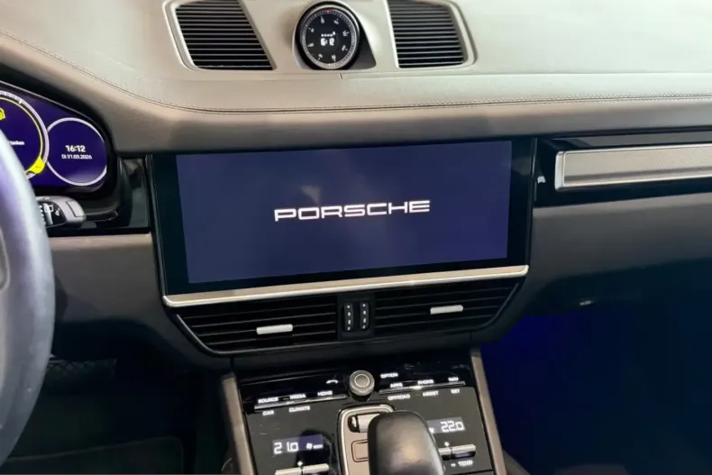 Porsche Cayenne din 2023 cu 56.125 km - oferta POR203764 - foto 16