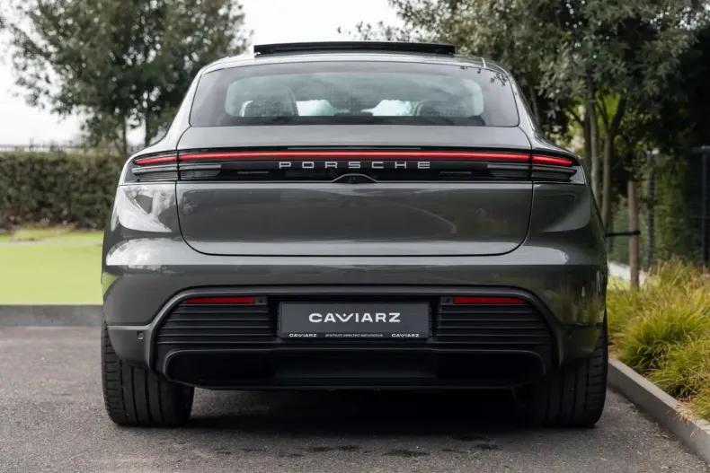 Porsche Macan din 2024 cu 44.561 km - oferta POR203766 - foto 8