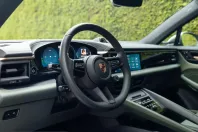 Porsche Macan din 2024 cu 44.561 km - oferta POR203766 - foto 10