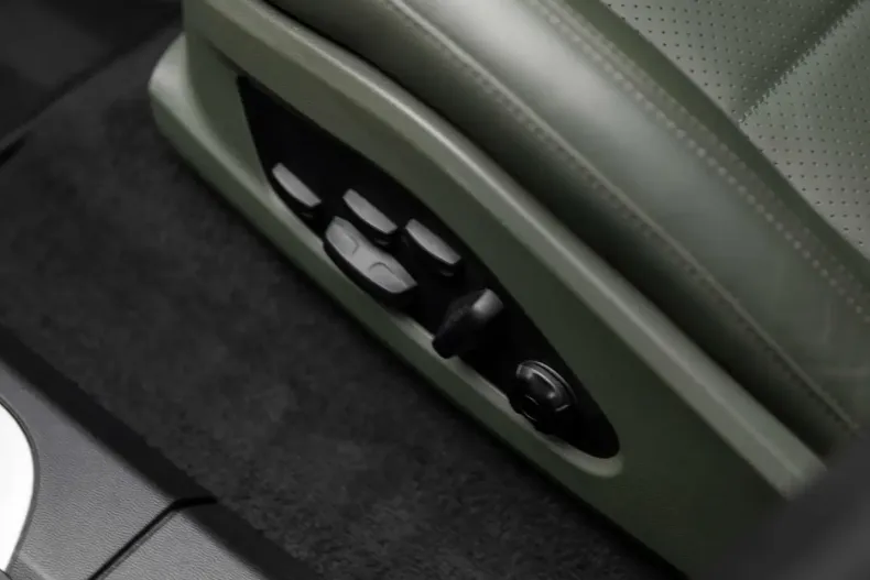 Porsche Macan din 2024 cu 44.561 km - oferta POR203766 - foto 30