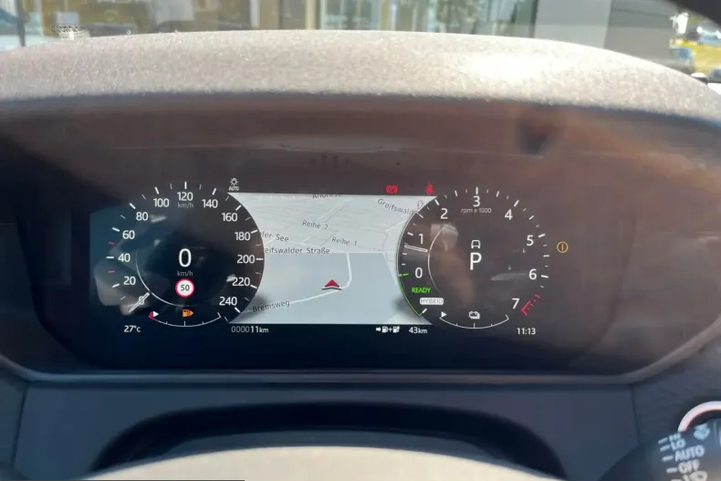 Land Rover Range Rover Velar din 2023 cu 15.000 km - oferta LAN203771 - foto 12