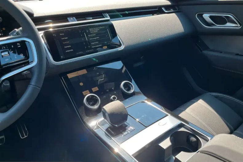 Land Rover Range Rover Velar din 2023 cu 15.000 km - oferta LAN203771 - foto 13