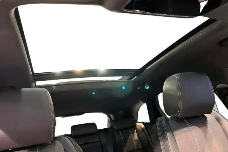 Land Rover Range Rover Velar din 2023 cu 27.720 km - oferta LAN203772 - foto 13