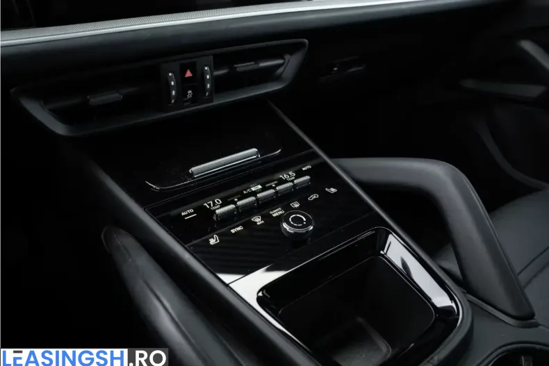 Porsche Cayenne din 2024 cu 31.838 km - oferta POR203773 - foto 13