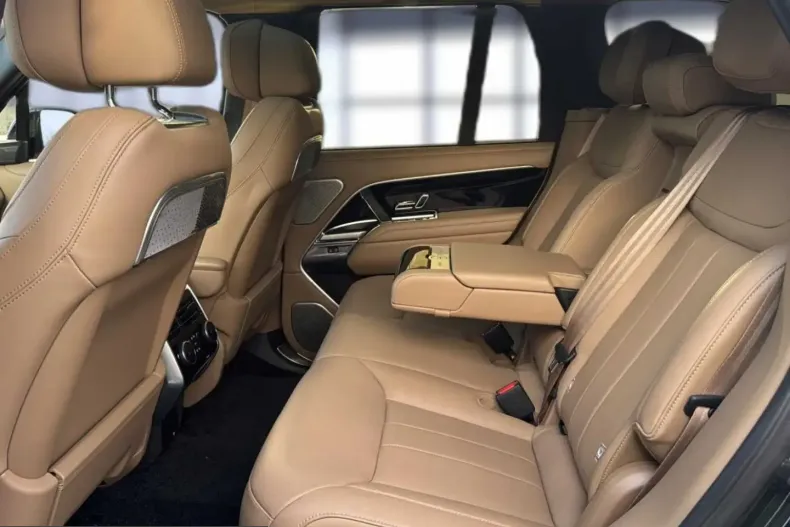 Land Rover Range Rover din 2025 cu 21.000 km - oferta LAN203775 - foto 10