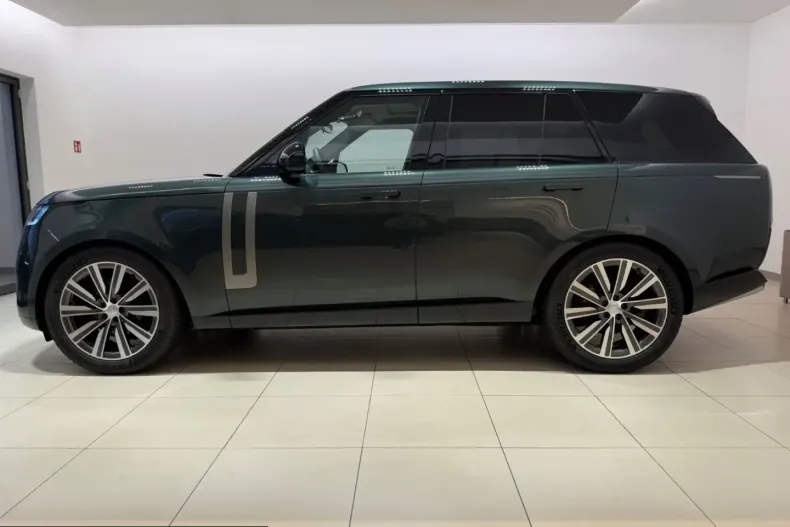 Land Rover Range Rover din 2024 cu 20.200 km - oferta LAN203776 - foto 3