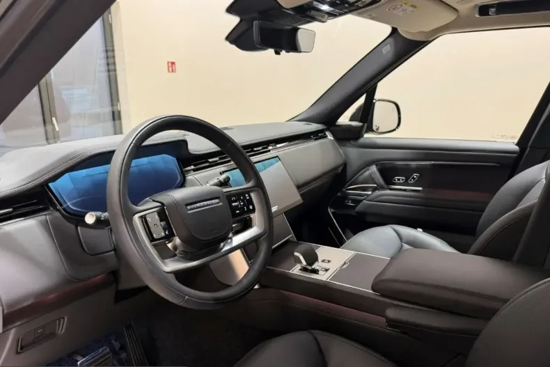 Land Rover Range Rover din 2024 cu 20.200 km - oferta LAN203776 - foto 10