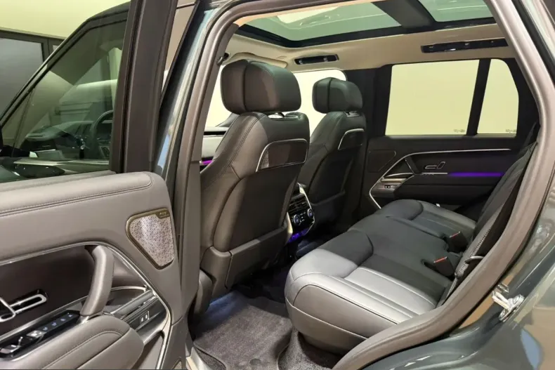 Land Rover Range Rover din 2024 cu 20.200 km - oferta LAN203776 - foto 16