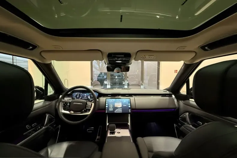 Land Rover Range Rover din 2024 cu 20.200 km - oferta LAN203776 - foto 17