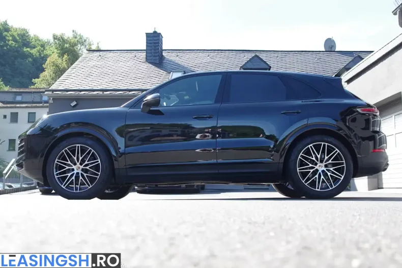 Porsche Cayenne din 2024 cu 6.990 km - oferta POR203782 - foto 4