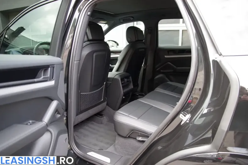 Porsche Cayenne din 2024 cu 6.990 km - oferta POR203782 - foto 19