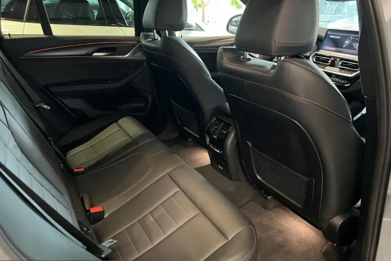 BMW X4 (Seria X) din 2024 cu 56.000 km - oferta BMW203783 - foto 9