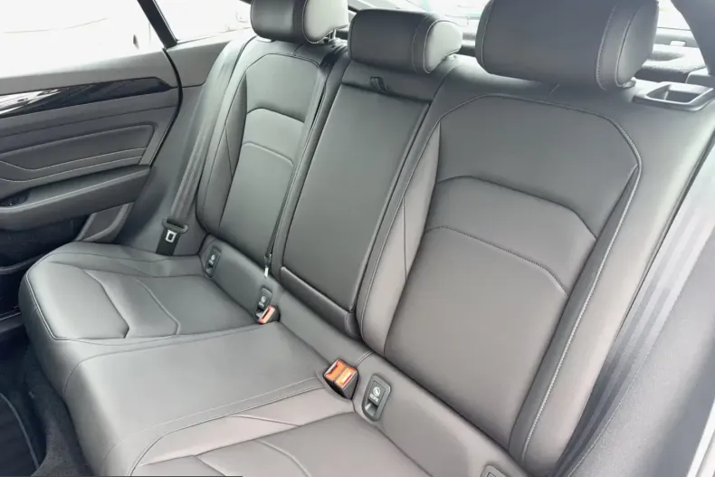 Volkswagen Arteon din 2025 cu 50 km - oferta VOL203785 - foto 12