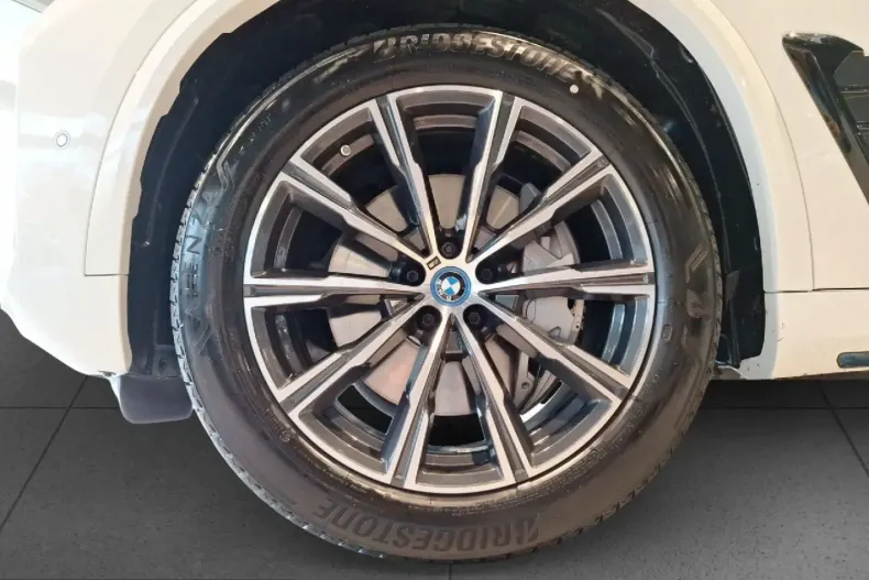 BMW X5 (Seria X) din 2025 cu 15.289 km - oferta BMW203788 - foto 12