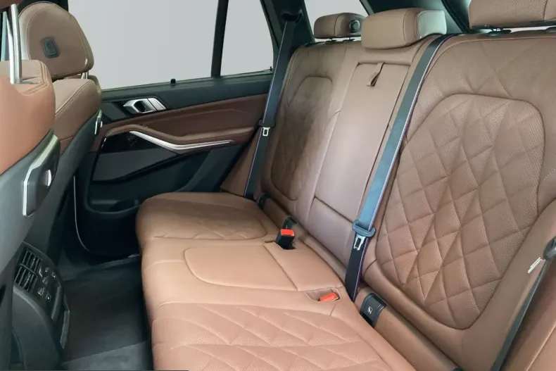 BMW X5 (Seria X) din 2024 cu 15.129 km - oferta BMW203791 - foto 8