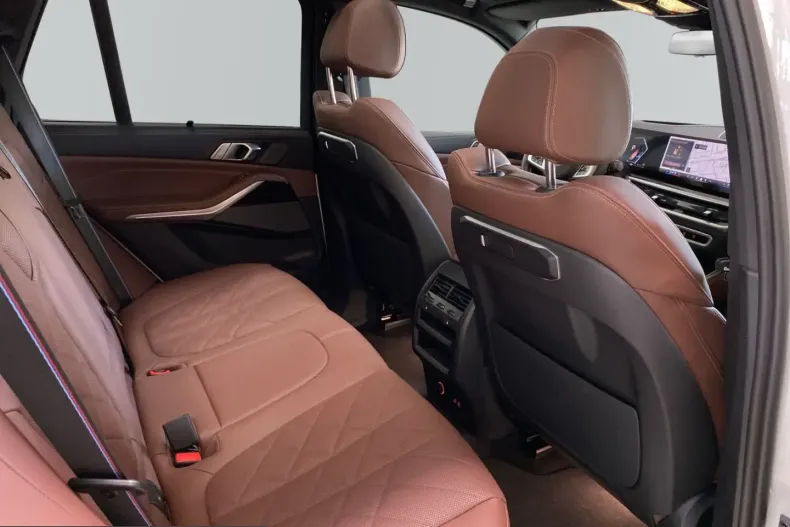 BMW X5 (Seria X) din 2024 cu 15.129 km - oferta BMW203791 - foto 9