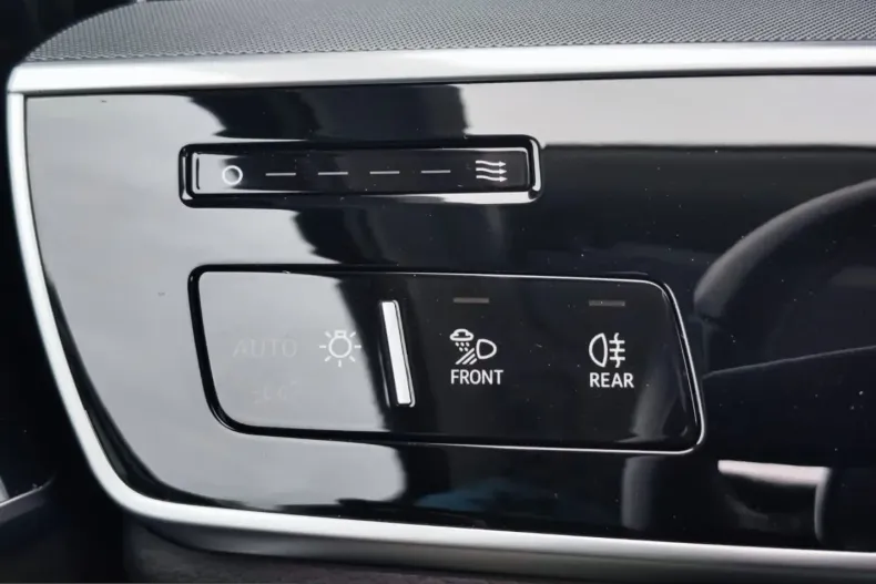 Audi A8 din 2022 cu 84.000 km - oferta AUD203792 - foto 27