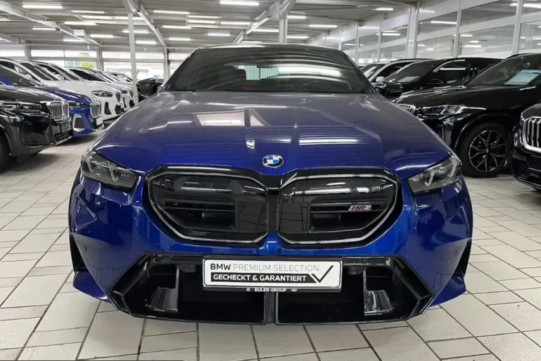 BMW M5 (Seria 5) din 2025 cu 20.600 km - oferta BMW203794 - foto 2