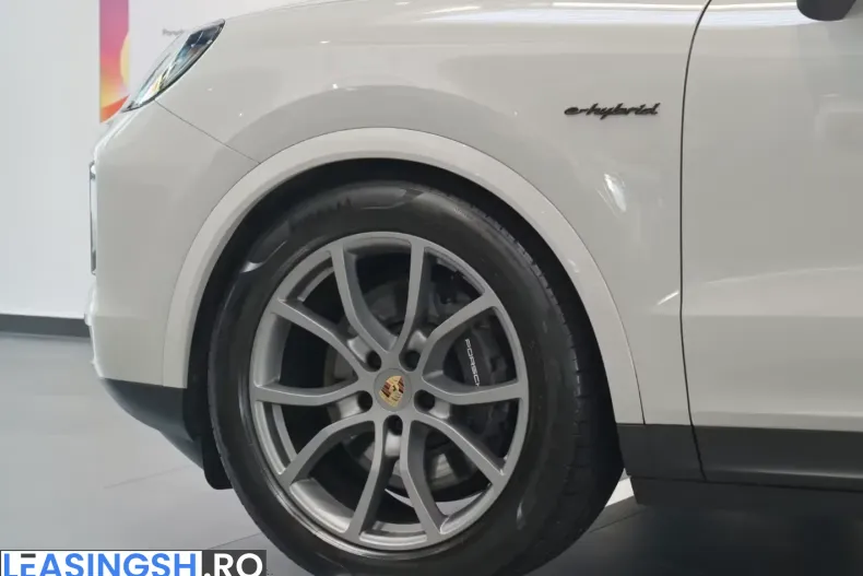 Porsche Cayenne din 2024 cu 32.847 km - oferta POR203799 - foto 8