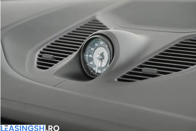 Porsche Cayenne din 2024 cu 32.847 km - oferta POR203799 - foto 9