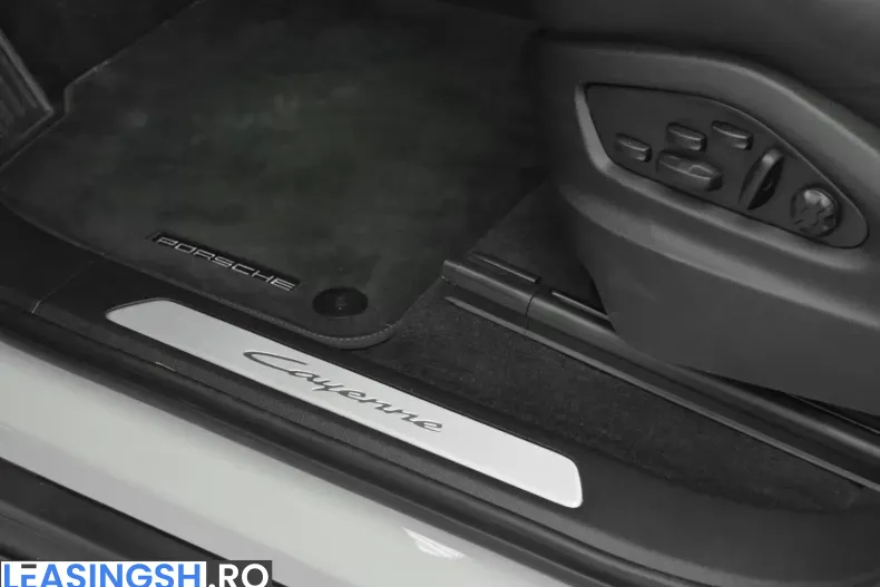 Porsche Cayenne din 2024 cu 32.847 km - oferta POR203799 - foto 19