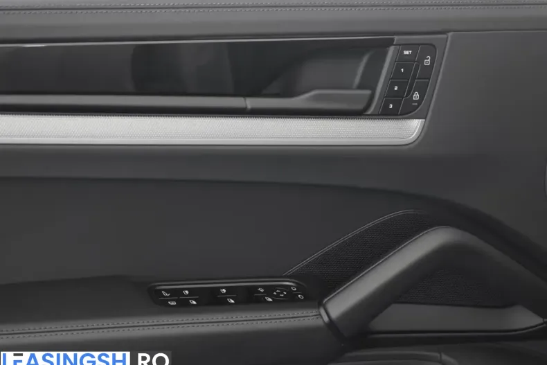 Porsche Cayenne din 2024 cu 32.847 km - oferta POR203799 - foto 20