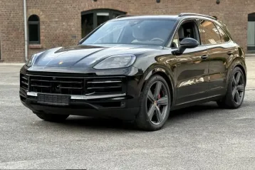 Porsche Cayenne din 2024 - oferta POR203802