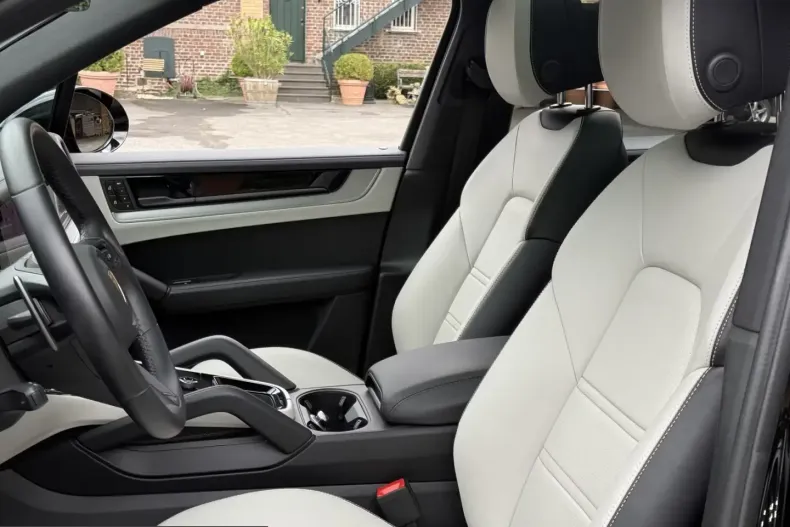 Porsche Cayenne din 2024 cu 47.100 km - oferta POR203802 - foto 21