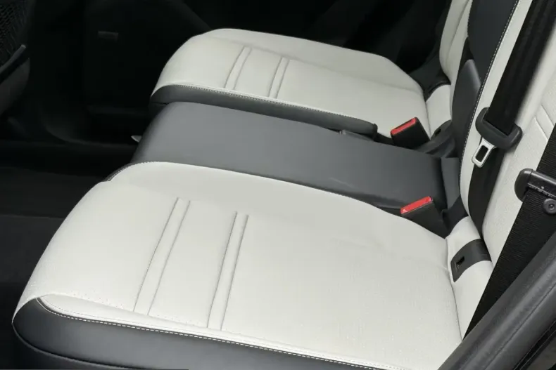 Porsche Cayenne din 2024 cu 47.100 km - oferta POR203802 - foto 37