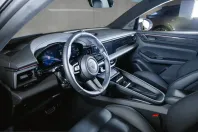 Porsche Macan din 2024 cu 12.500 km - oferta POR203803 - foto 13