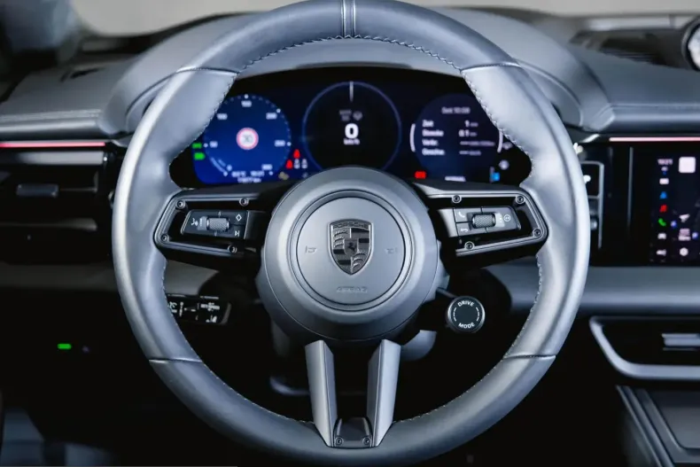 Porsche Macan din 2024 cu 12.500 km - oferta POR203803 - foto 16