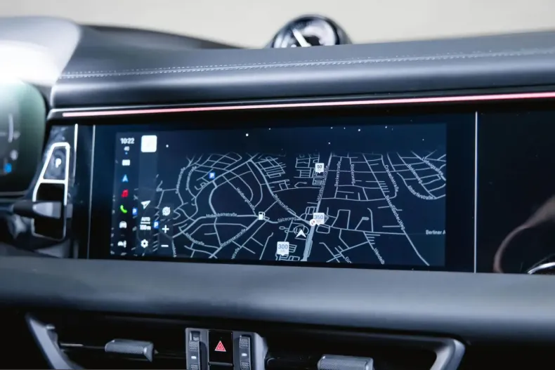 Porsche Macan din 2024 cu 12.500 km - oferta POR203803 - foto 18