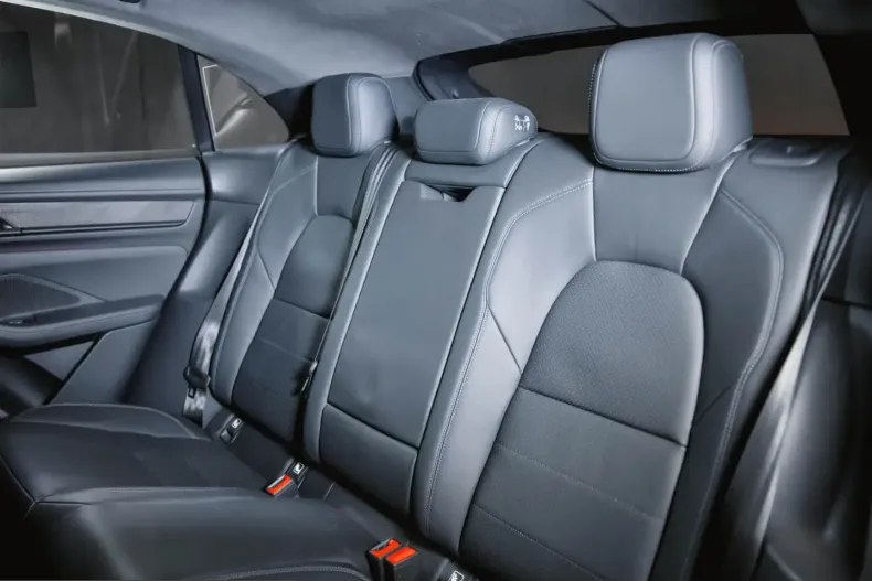 Porsche Macan din 2024 cu 12.500 km - oferta POR203803 - foto 20