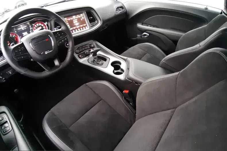 Dodge Challenger din 2025 cu 2.600 km - oferta DOD203804 - foto 22